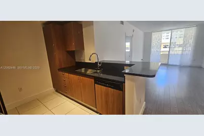 2775 NE 187th St #424, Aventura, FL 33180 - Photo 3