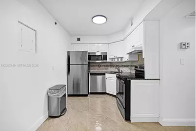 5225 Collins Ave #1015, Miami Beach, FL 33140 - Photo 19