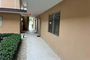 5501 SW 77th Ct, Miami, FL 33155 - Photo 7