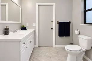 722 SE Thanksgiving Ave, Port Saint Lucie, FL 34984 - Photo 23