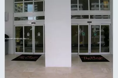 950 S Brickell Bay #1109, Miami, FL 33131 - Photo 13