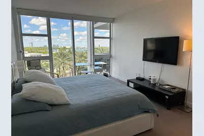 10275 Collins Ave #523, Bal Harbour, FL 33154 - Photo 15