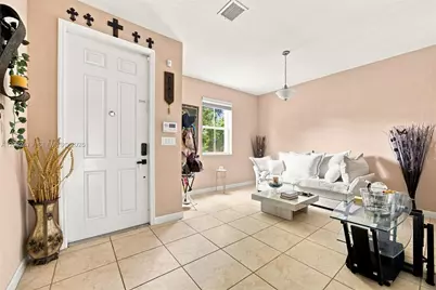 2300 NE 3rd Ct, Homestead, FL 33033 - Photo 3