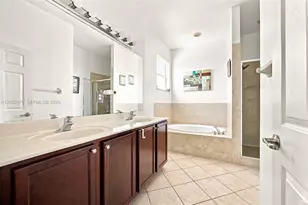 2300 NE 3rd Ct, Homestead, FL 33033 - Photo 19