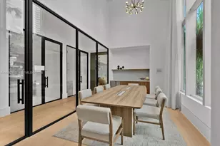 2200 Brickell Ave, Miami, FL 33129 - Photo 23