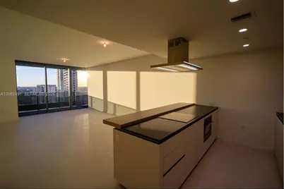 1000 Brickell Plaza #2406, Miami, FL 33131 - Photo 3