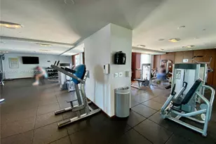 325 S Biscayne Blvd, Miami, FL 33131 - Photo 41