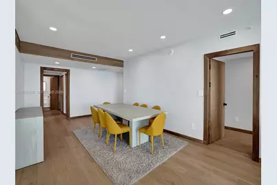 325 S Biscayne Blvd #1423, Miami, FL 33131 - Photo 11