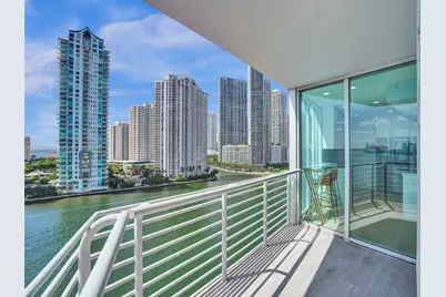 325 S Biscayne Blvd #1423, Miami, FL 33131 - Photo 1