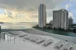 325 S Biscayne Blvd, Miami, FL 33131 - Photo 35