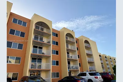 7000 NW 186th St #4-422A, Hialeah, FL 33015 - Photo 1
