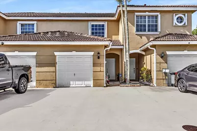 12152 SW 4th St, Pembroke Pines, FL 33025 - Photo 3