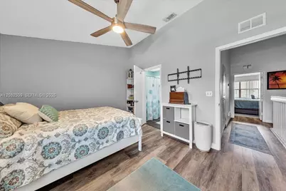 12152 SW 4th St, Pembroke Pines, FL 33025 - Photo 13