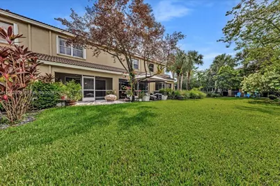 12152 SW 4th St, Pembroke Pines, FL 33025 - Photo 29