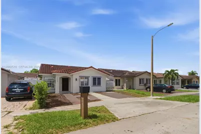 7330 W 30th Ave, Hialeah, FL 33018 - Photo 3
