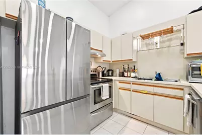 7330 W 30th Ave, Hialeah, FL 33018 - Photo 7