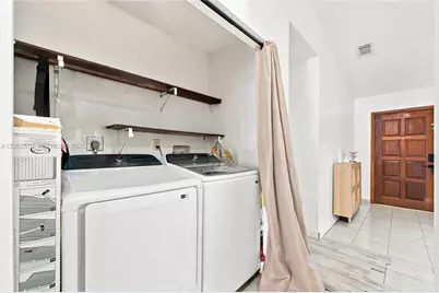 7330 W 30th Ave, Hialeah, FL 33018 - Photo 25