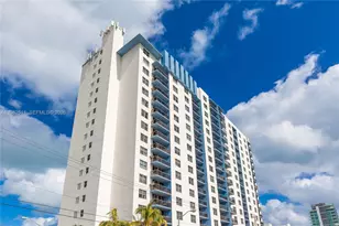401 69th St, Miami Beach, FL 33141 - Photo 29