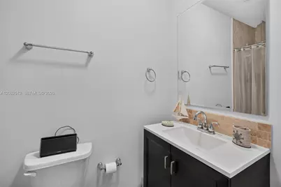 1590 NE 110th St, Miami, FL 33161 - Photo 17