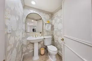 19333 Collins Ave, Sunny Isles Beach, FL 33160 - Photo 21