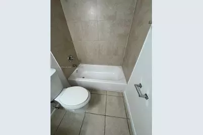 2401 Van Buren St #APT 18, Hollywood, FL 33020 - Photo 11