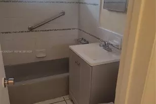 7655 Venetian St, Miramar, FL 33023 - Photo 3