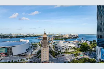 159 NE 6th St #4305, Miami, FL 33132 - Photo 37