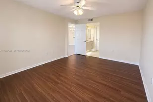 7626 Trent Dr, Tamarac, FL 33321 - Photo 23