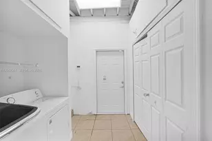 20 NW 45th St, Miami, FL 33127 - Photo 23