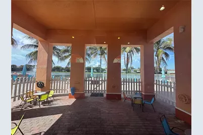 1666 SE 27th Ct #109, Homestead, FL 33035 - Photo 9
