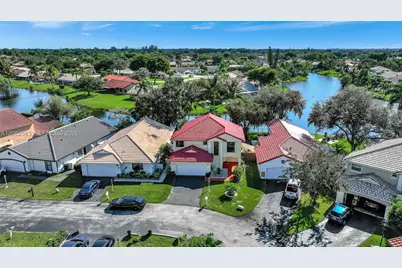 6320 Plymouth Ln, Davie, FL 33331 - Photo 51