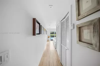 9448 NW 54th Doral Cir Ln, Doral, FL 33178 - Photo 23