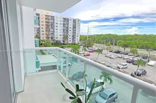 2841 NE 163rd St, North Miami Beach, FL 33160 - Photo 23