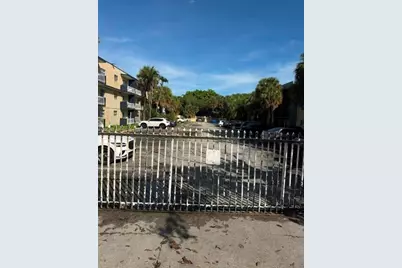 4301 NW South Tamiami Canal Dr #3-302, Miami, FL 33126 - Photo 11