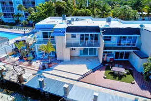 2807 NE 164th St, North Miami Beach, FL 33160 - Photo 67