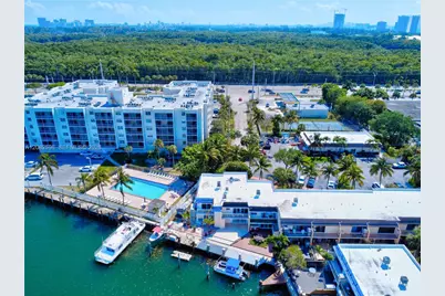 2807 NE 164th St #2, North Miami Beach, FL 33160 - Photo 65