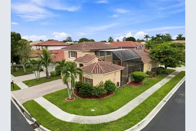 12103 NW 47th Mnr, Coral Springs, FL 33076 - Photo 3