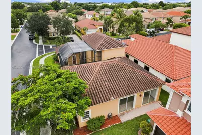 12103 NW 47th Mnr, Coral Springs, FL 33076 - Photo 57