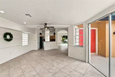 12103 NW 47th Mnr, Coral Springs, FL 33076 - Photo 31