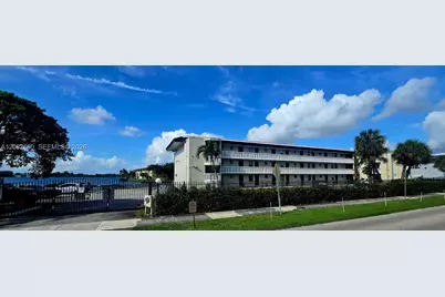 18900 NE 14th Ave #D105, Miami, FL 33179 - Photo 1