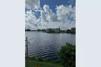 8380 NW 103rd St #105G, Hialeah Gardens, FL 33016 - Photo 15