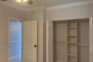 8380 NW 103rd St, Hialeah Gardens, FL 33016 - Photo 11