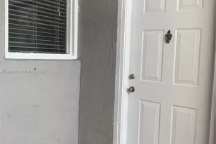 4720 NW 114th Ave, Doral, FL 33178 - Photo 5