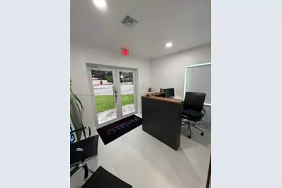 5941 Coral Way, Miami, FL 33155 - Photo 7