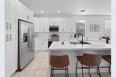 11416 SW 248th Ter, Homestead, FL 33032 - Photo 9