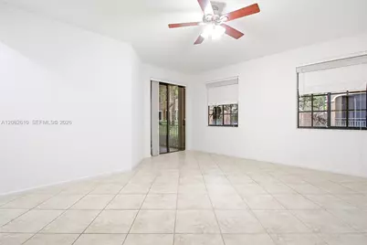2890 Kinsington Cir #22-1, Weston, FL 33332 - Photo 17
