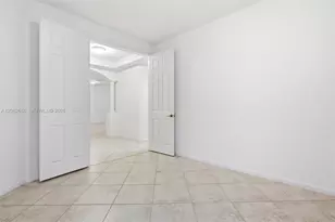 2890 Kinsington Cir, Weston, FL 33332 - Photo 15