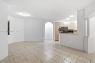 2890 Kinsington Cir, Weston, FL 33332 - Photo 9
