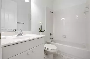 2890 Kinsington Cir, Weston, FL 33332 - Photo 25