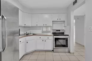 1540 NE 191st St, Miami, FL 33179 - Photo 7